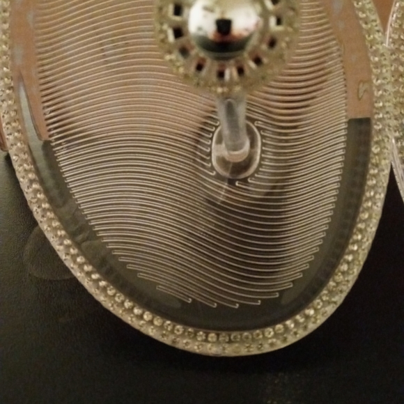 Sandals - Picture 7 of 7